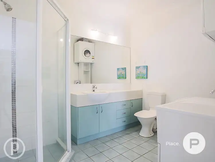 Sixth view of Homely unit listing, 8/147-151 Riding Road, Hawthorne QLD 4171