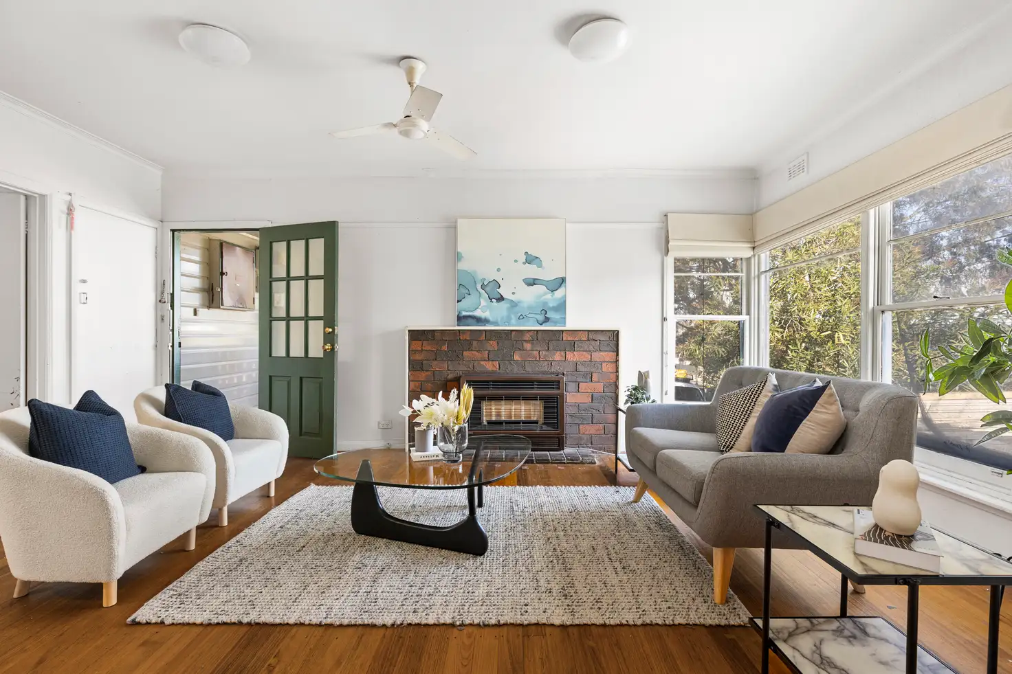 Main view of Homely house listing, 10 Russell Cr, Mount Waverley VIC 3149