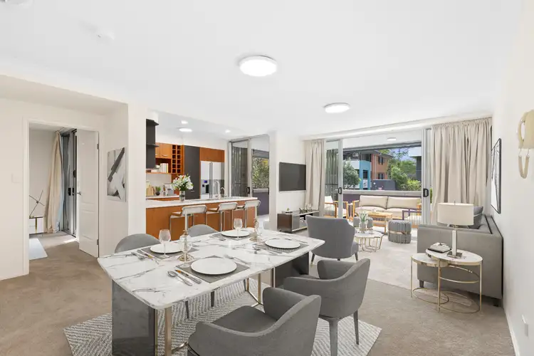 3/8 Wakefield Street, Coorparoo QLD 4151