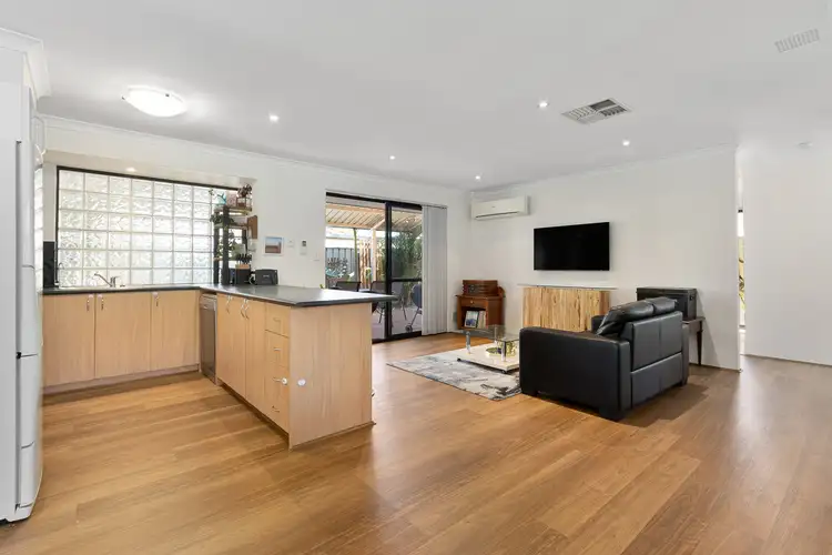 Sixth view of Homely house listing, 16 Jakovich Circuit, Atwell WA 6164