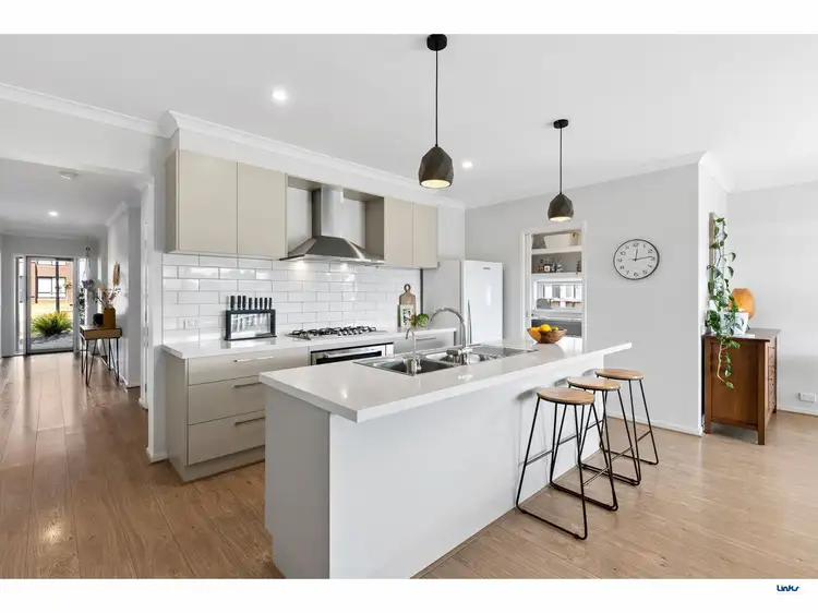 52 Stretton Drive, Torquay VIC 3228