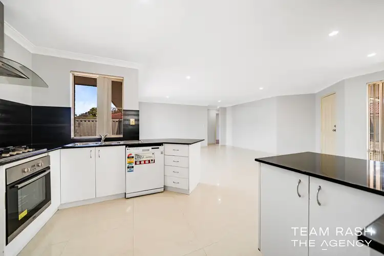 12/99 George Way, Cannington WA 6107