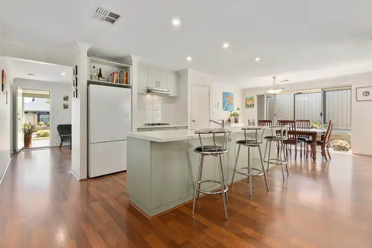 Fifth view of Homely house listing, 2 Brutia Place, Aubin Grove WA 6164