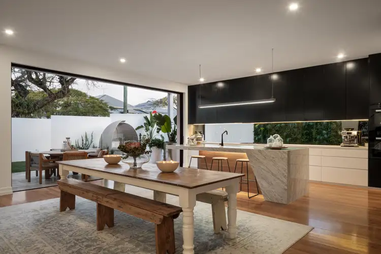 Second view of Homely house listing, 122 Alexandra Road, Clayfield QLD 4011