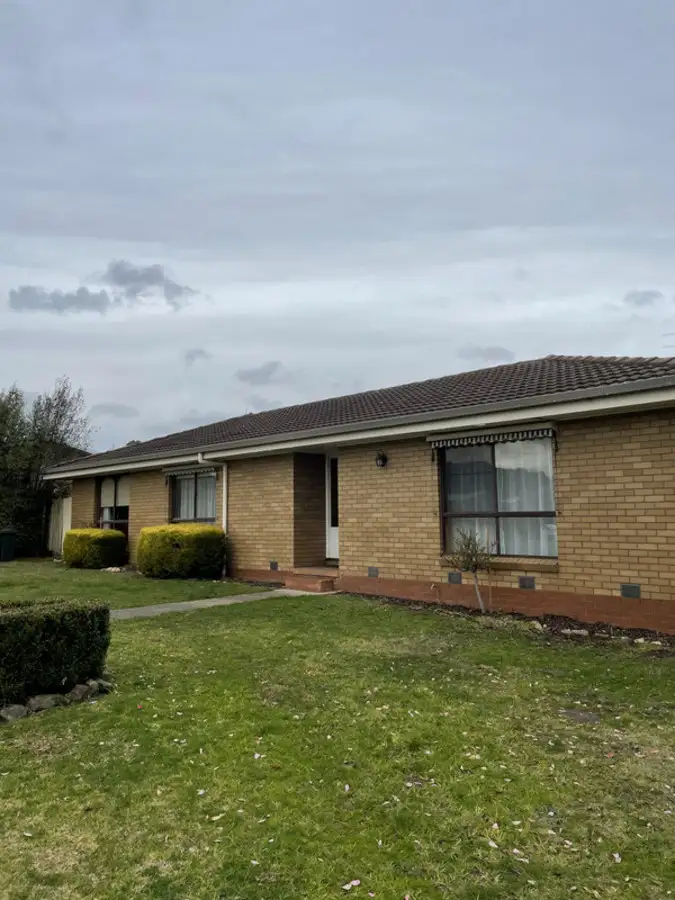 12 Hyland Street, Hamilton VIC 3300