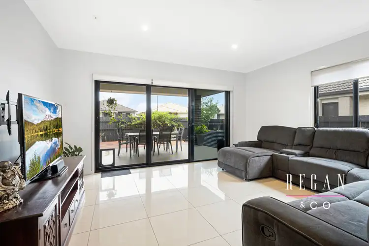 Fifth view of Homely house listing, 8 Rundle Circuit, Narangba QLD 4504