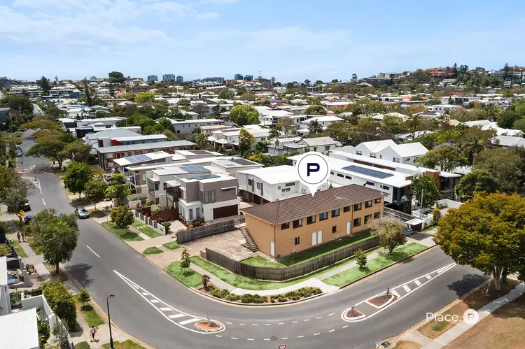 Main view of Homely block of units listing, 92 Stuart Street, Bulimba QLD 4171
