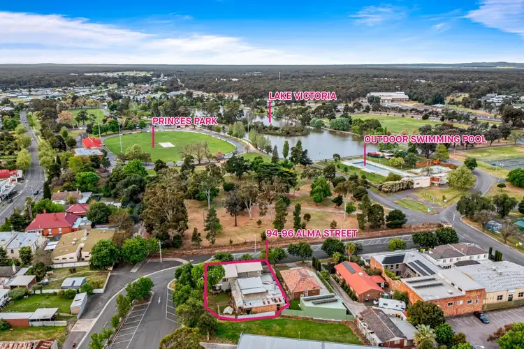 94-96 Alma Street, Maryborough VIC 3465