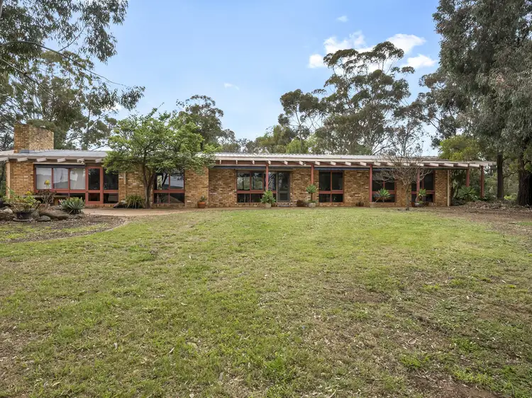 9 Lawson Road, Bacchus Marsh VIC 3340