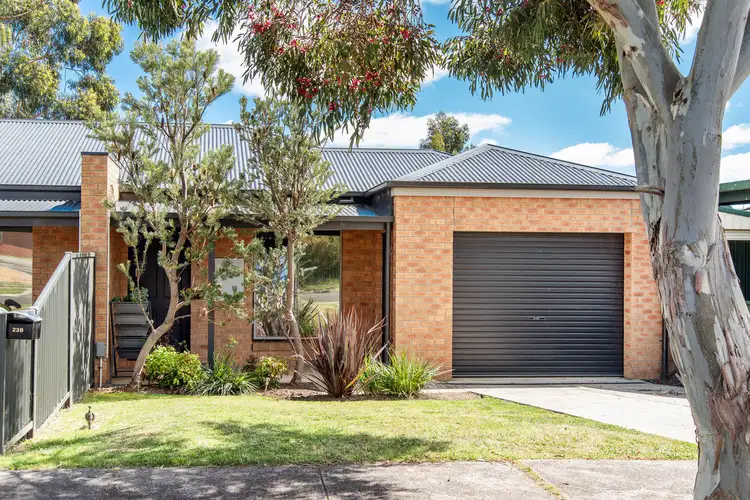 Main view of Homely townhouse listing, 23B Duke Avenue, Hamilton VIC 3300