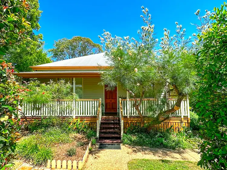 33 Curzon Street, East Toowoomba QLD 4350