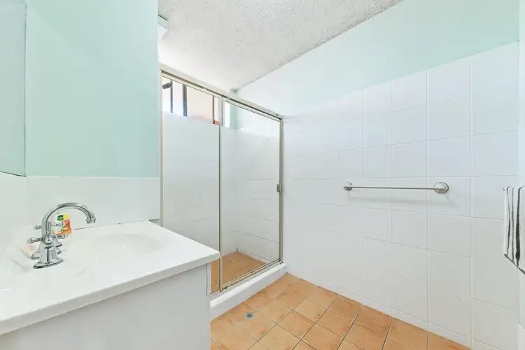 Sixth view of Homely unit listing, 3/93 Wallace Street, Chermside QLD 4032