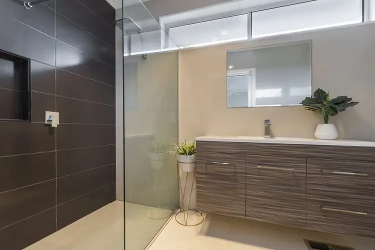 Sixth view of Homely house listing, 19 St James Crescent, Warrnambool VIC 3280