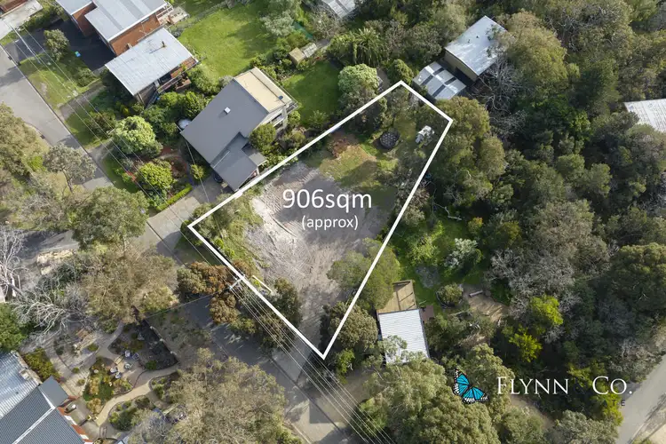 4 Nullawarre Avenue, Rosebud VIC 3939