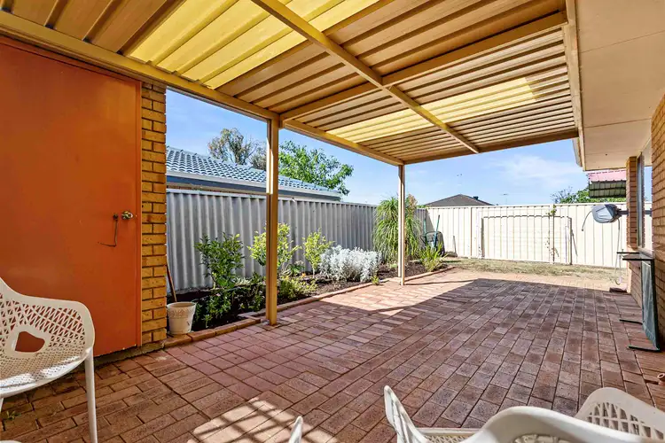 1/8 Chepstow Drive, Mandurah WA 6210