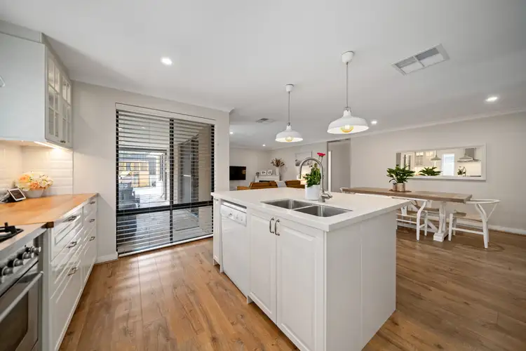 Sixth view of Homely house listing, 8 Jingana Road, Banksia Grove WA 6031
