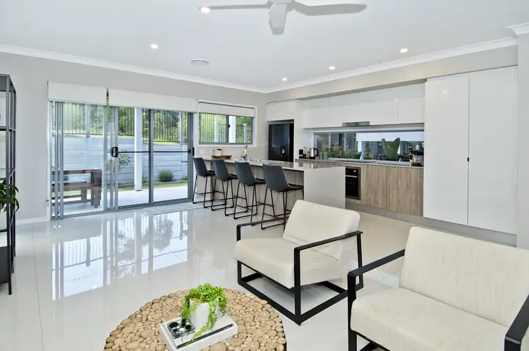 Second view of Homely house listing, 5 Stonewood Circuit, Oxenford QLD 4210
