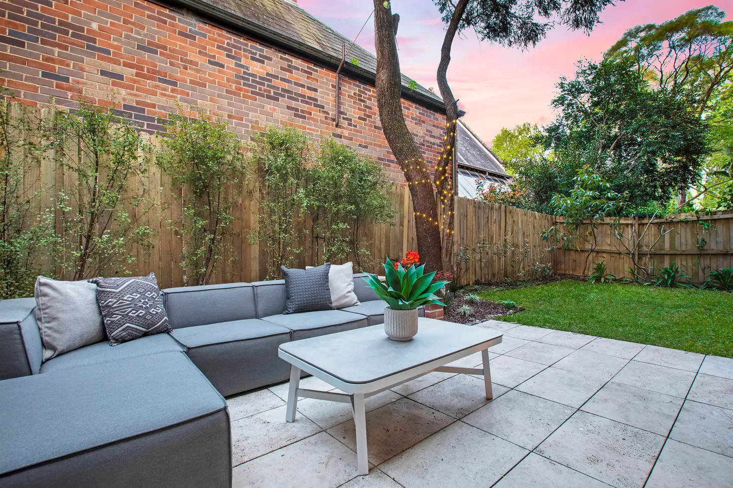 Main view of Homely unit listing, 2/120 Shirley Road, Wollstonecraft NSW 2065
