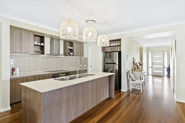 4 Rustyplum Court, Reedy Creek QLD 4227