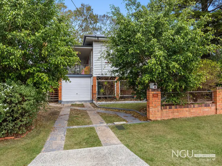 1 Doorey Street, One Mile QLD 4305