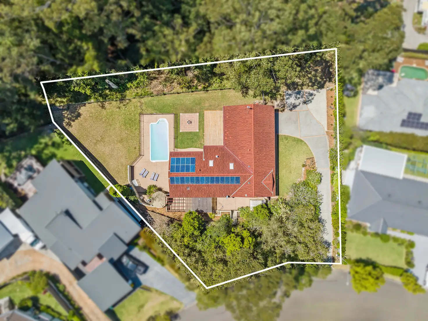 Main view of Homely house listing, 18 Cobbedah Drive, Springfield NSW 2250