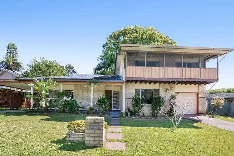Second view of Homely house listing, 5 Narrogal Court, Ocean Shores NSW 2483