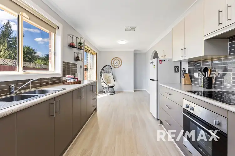 Sixth view of Homely flat listing, 2/108 Undurra Drive, Glenfield Park NSW 2650