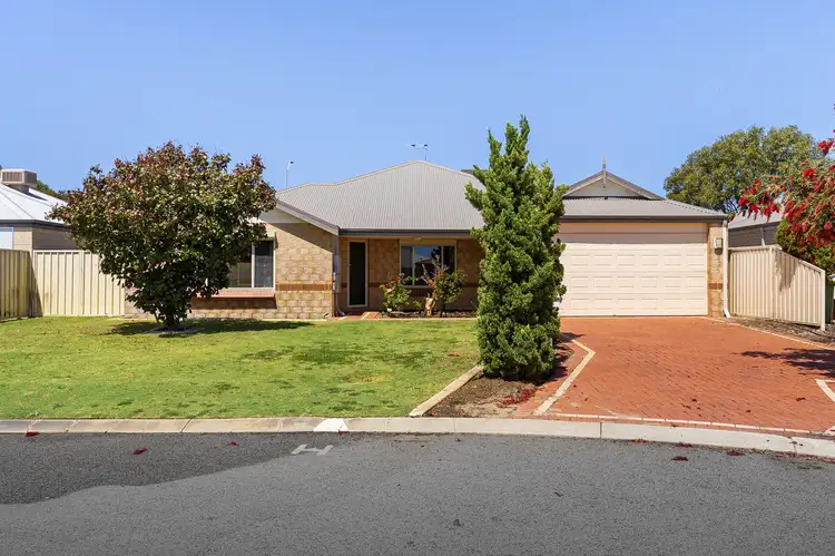 11 Addingham Boulevard, Madora Bay WA 6210