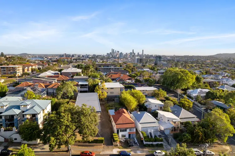 Sixth view of Homely house listing, 10 Lisson Grove, Wooloowin QLD 4030