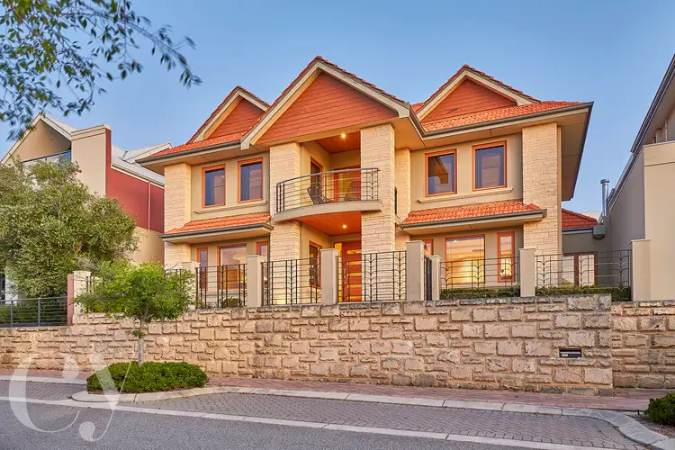 27 Laurino Terrace, Subiaco WA 6008