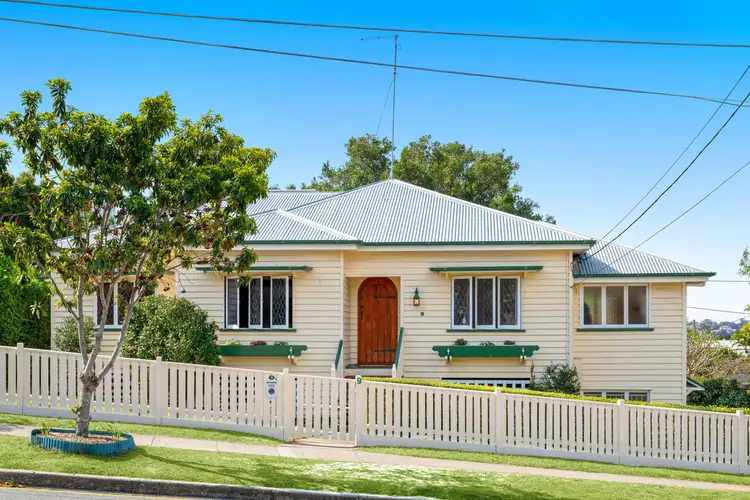 9 Norfolk Street, Coorparoo QLD 4151