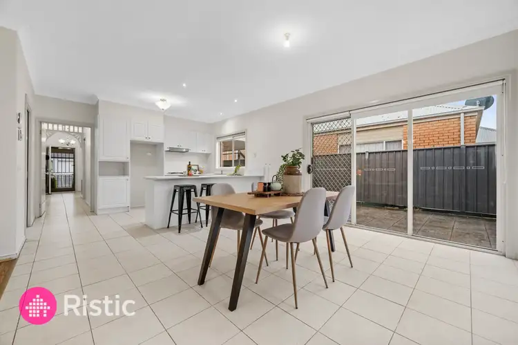 91 Mareeba Way, Craigieburn VIC 3064