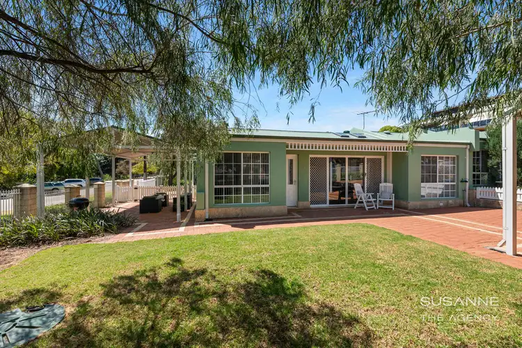 9/2 Headingly Road, Kalamunda WA 6076