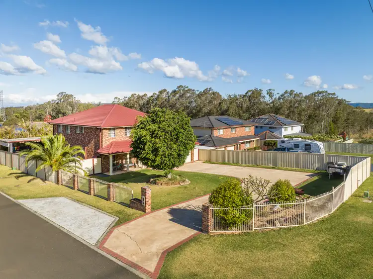 Second view of Homely house listing, 3 Grovewood Court, Horsley NSW 2530