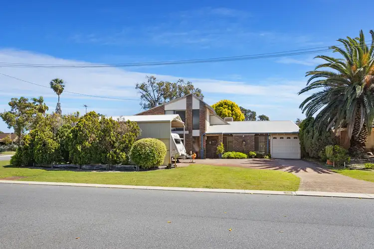 16 Wonambi Way, Wanneroo WA 6065