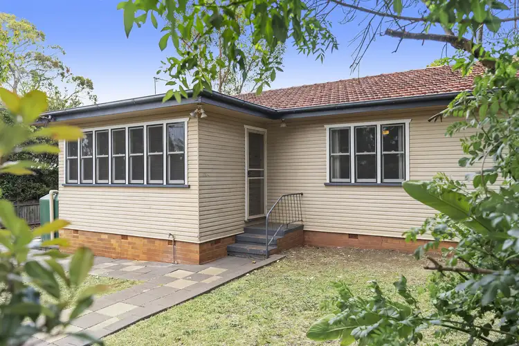 15 Queen Street, East Toowoomba QLD 4350
