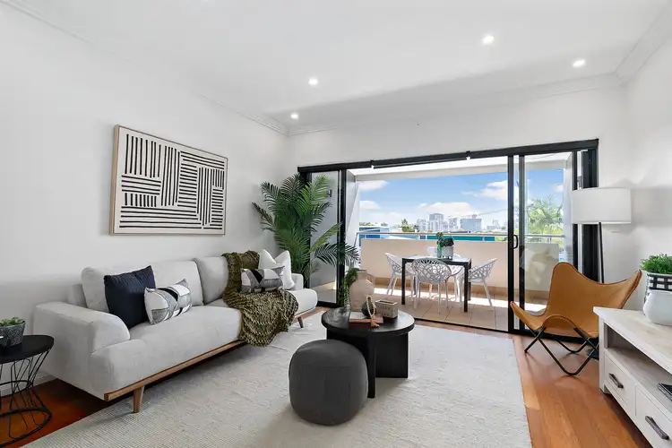 Third view of Homely unit listing, 4/5 Wambool Street, Bulimba QLD 4171