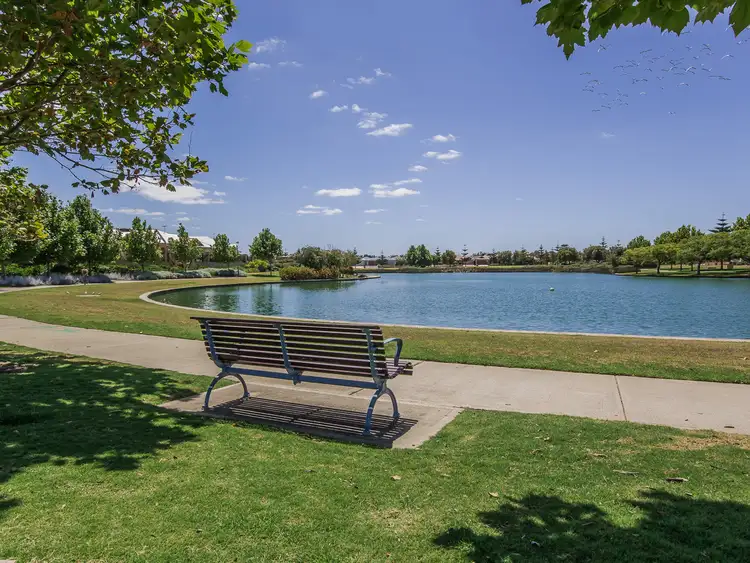 Fourth view of Homely house listing, 6 Coniston Bend, Waikiki WA 6169