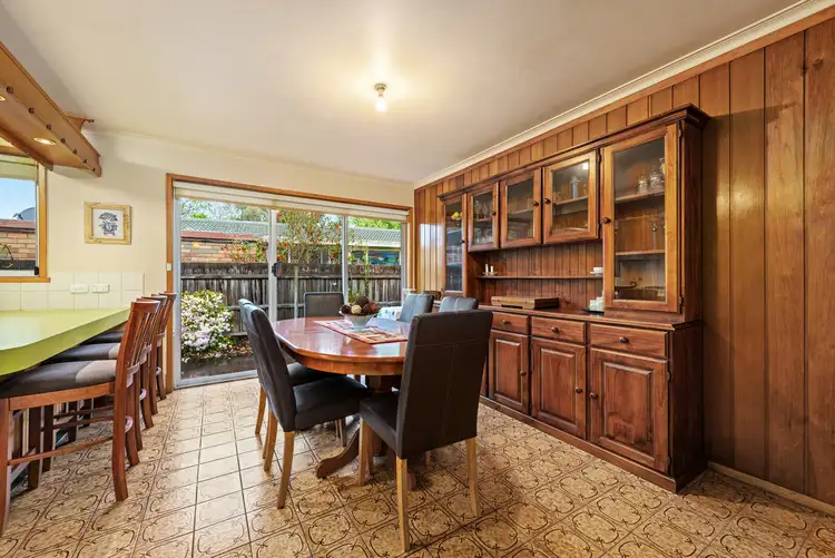 Fifth view of Homely house listing, 4 Phillip Crescent, Sale VIC 3850