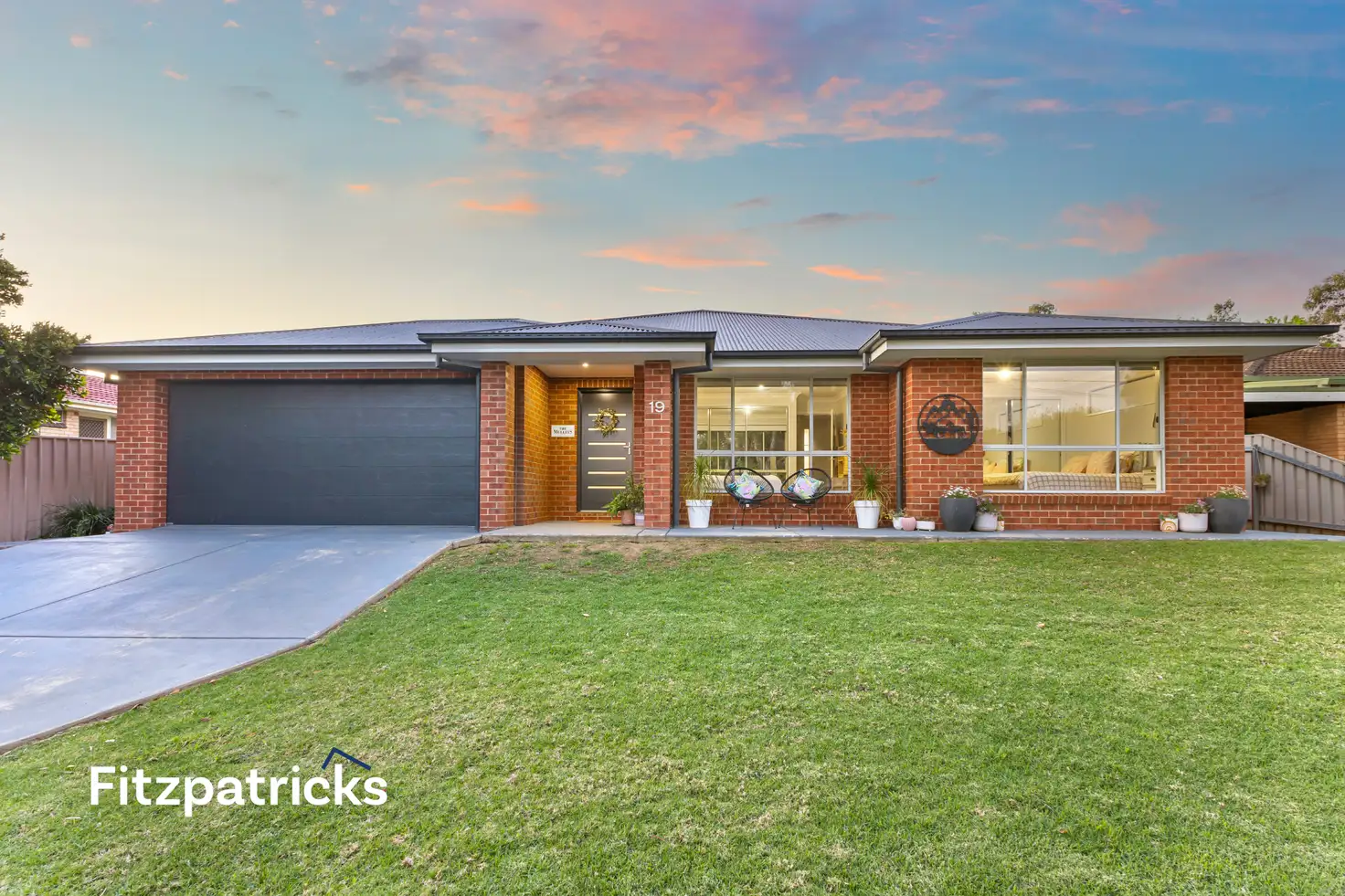 Main view of Homely house listing, 19 Tinga Crescent, Kooringal NSW 2650