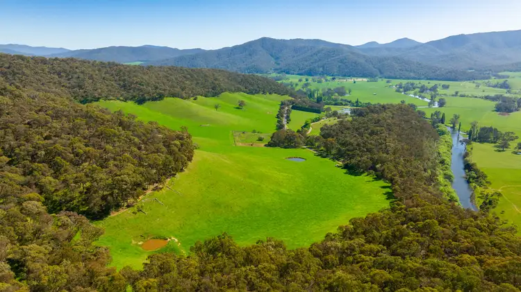 Omeo Highway, Eskdale VIC 3701