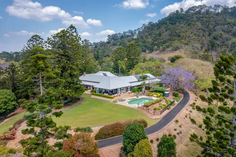 257 Moons Lane, Brookfield QLD 4069