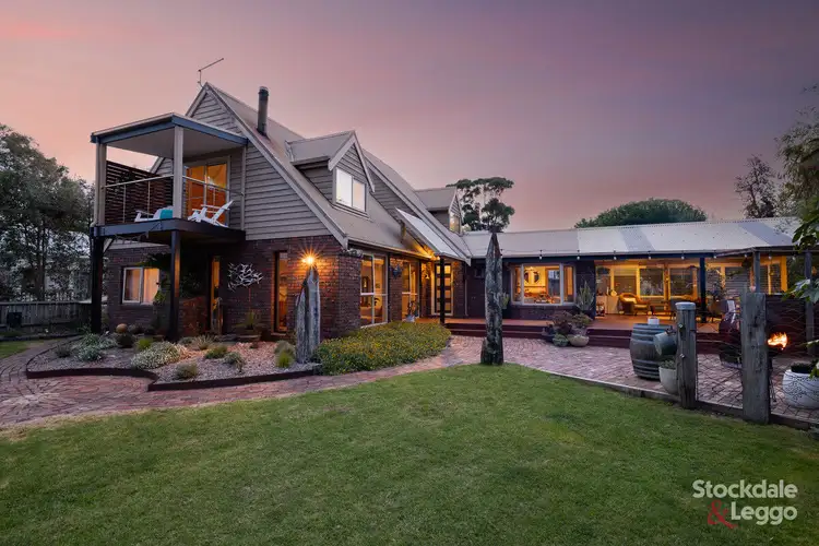 15 Uringah Court, Cowes VIC 3922