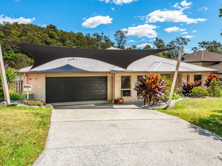 21 Castlereagh Close, Pacific Pines QLD 4211