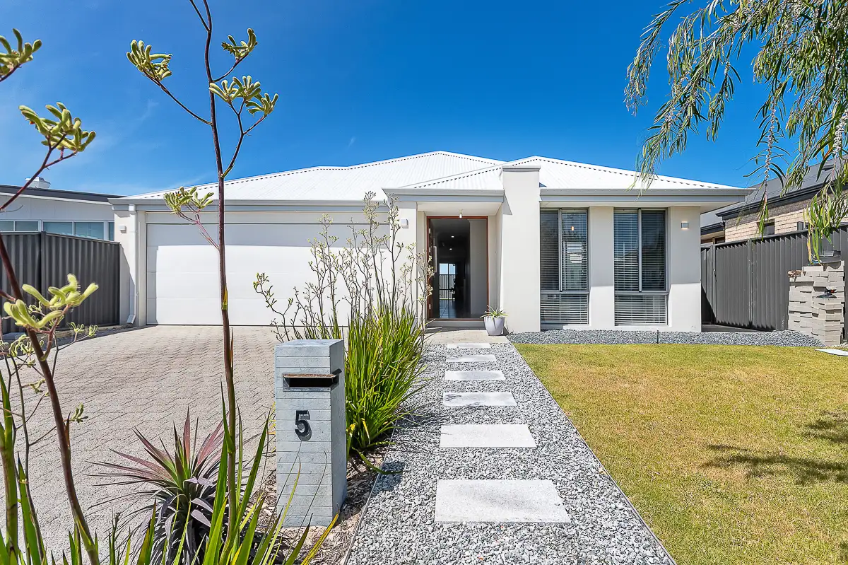 Main view of Homely house listing, 5 Nicobar Way, Jindalee WA 6036