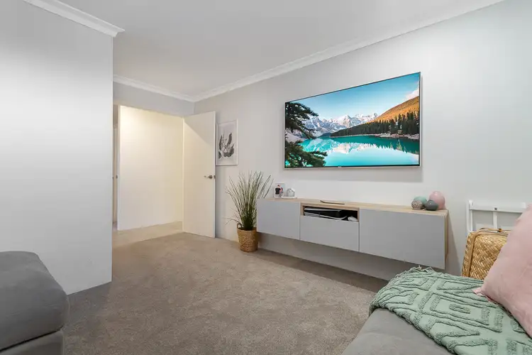 Sixth view of Homely house listing, 5 Nicobar Way, Jindalee WA 6036