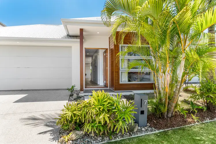 Second view of Homely house listing, 7 Banks Crescent, Baringa QLD 4551