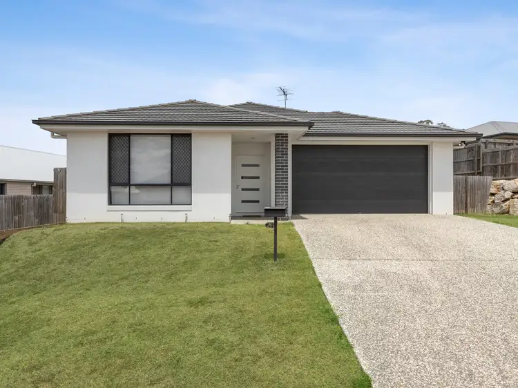 26 Myrtle Street, Deebing Heights QLD 4306