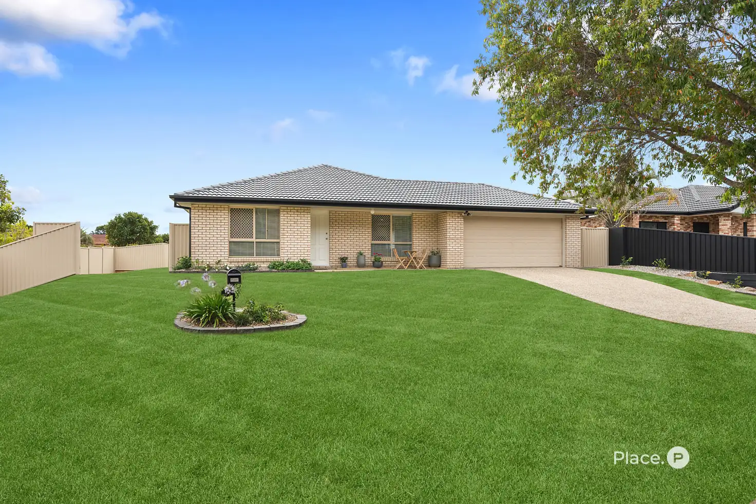 Main view of Homely house listing, 3 Yellowstone Place, Parkinson QLD 4115