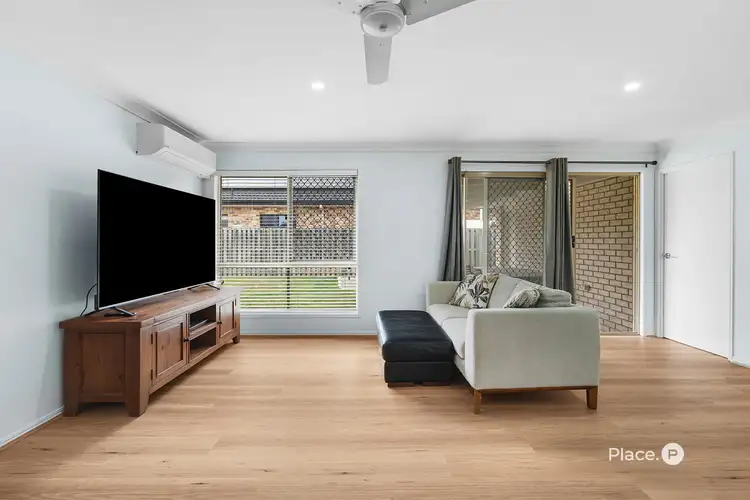 Seventh view of Homely house listing, 3 Yellowstone Place, Parkinson QLD 4115